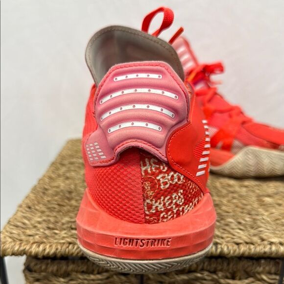 ADIDAS DAME 6 Basketball Sneakers Size 9 FU6808 Solar Red - Picture 3 of 7